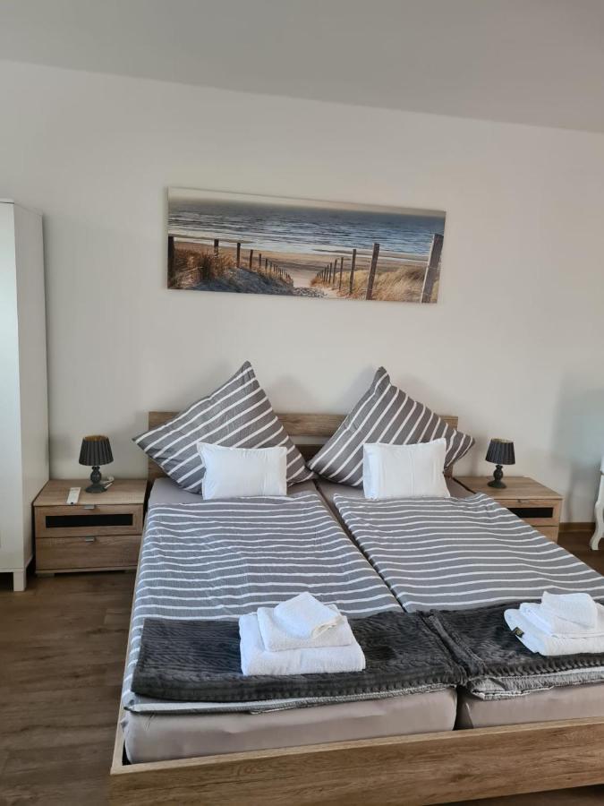 Gaestehaus Zum Surgrund Cuxhaven Kültér fotó