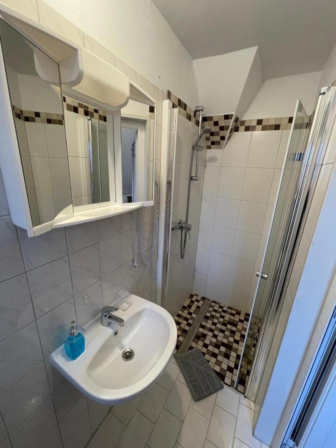 Gaestehaus Zum Surgrund Cuxhaven Kültér fotó